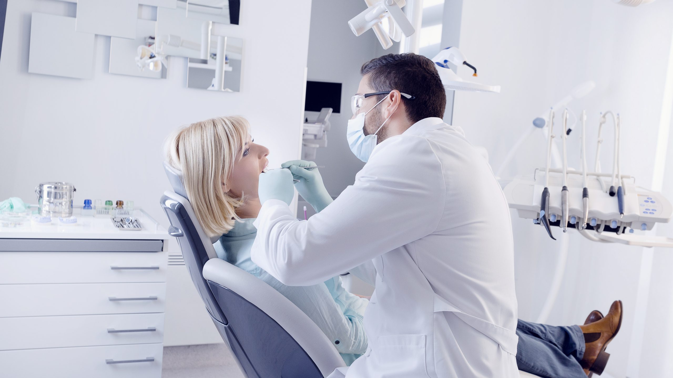 Dentist in Newington, CT